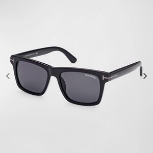 Brand New Tom Ford “Buckley” Dark Frame Sunglasses 
(Unisex)